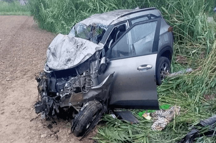 car collided with pole