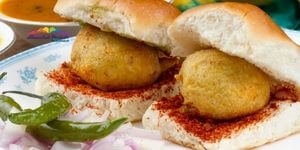 Vada pav