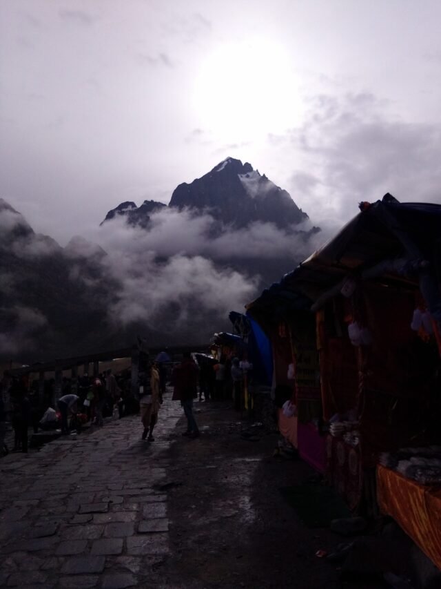 Manimahesh yatra with friends